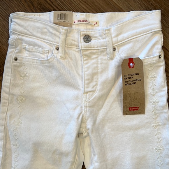💢SOLD💢Levi’s 311 shaping skinny jeans - Picture 1 of 6